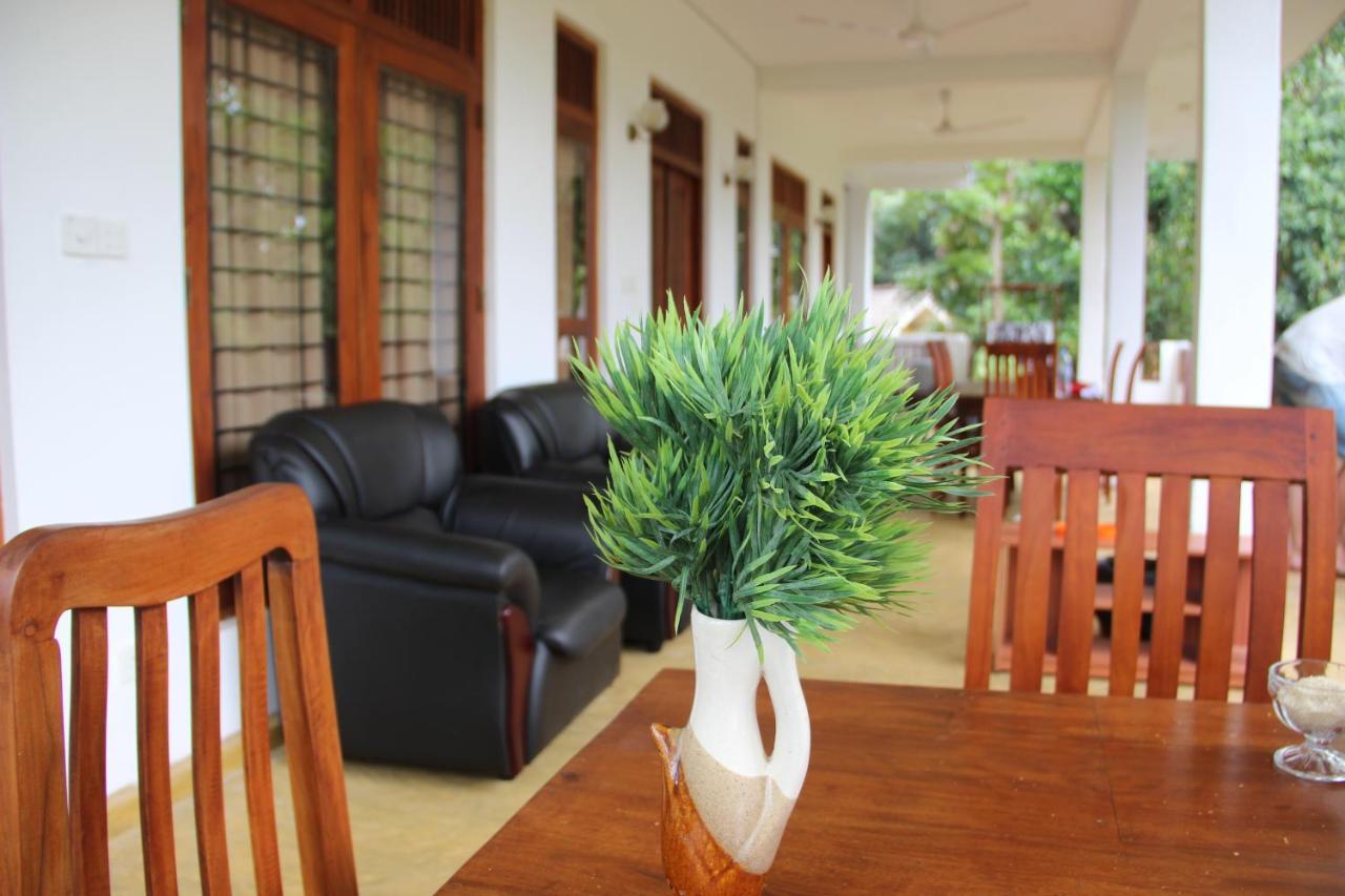 Villa Wanderlust Hikkaduwa Exterior photo